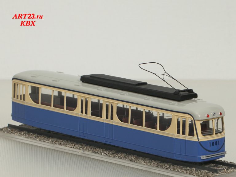М-38(М-36) «Голубой вагон» 4-дверный опытный трамвай