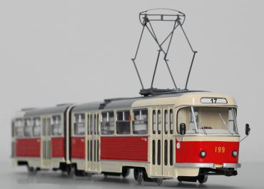 Tatra/Татра К2SU 4-дверный трамвай