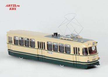  ЛМ-57 3-дверный трамвай