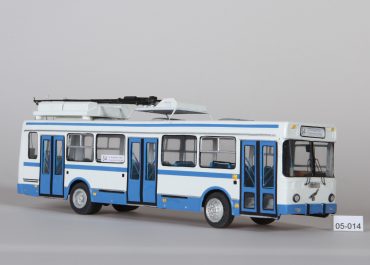 МТрЗ-5279 «Русь» 3-дверный троллейбус
