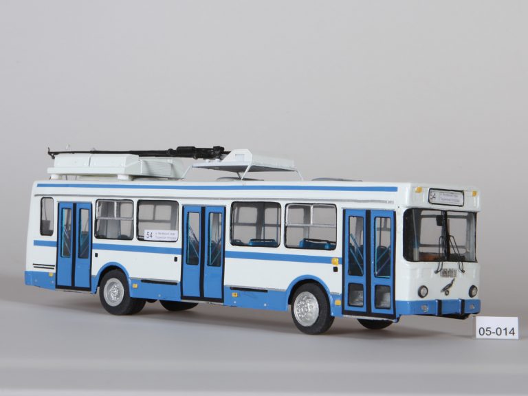 МТрЗ-5279 «Русь» 3-дверный троллейбус