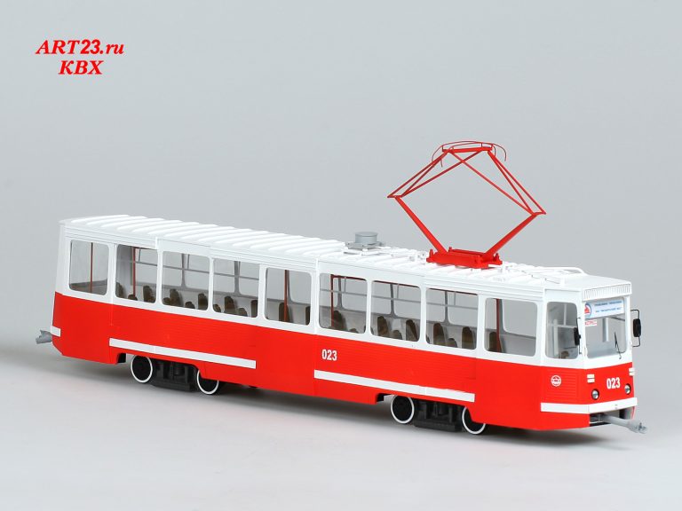 КТМ-5 М3 3-дверный трамвай
