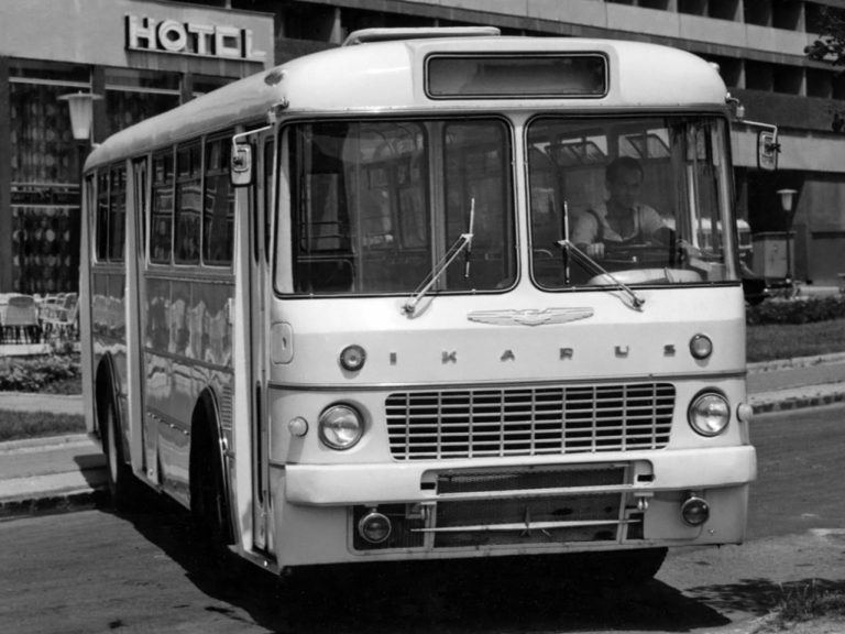 Икарус-556 городской автобус