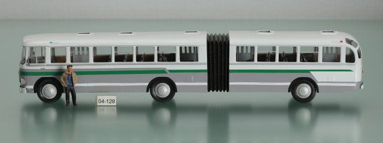 ЛиАЗ-5Э-676 опытный пассажирский автобус на базе ЛиАЗ-158В