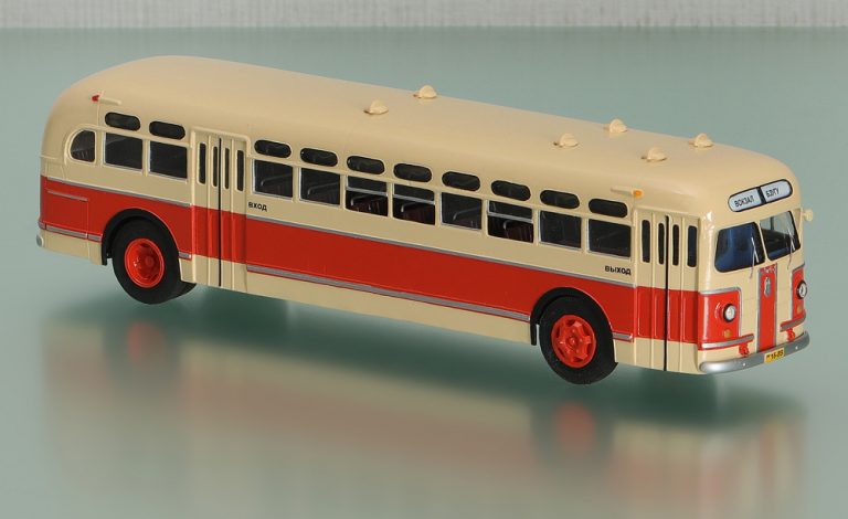 Удлинённый ЗиС-154 городской автобус