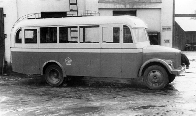 ТА-1 пригородный автобус на шасси ГАЗ-51
