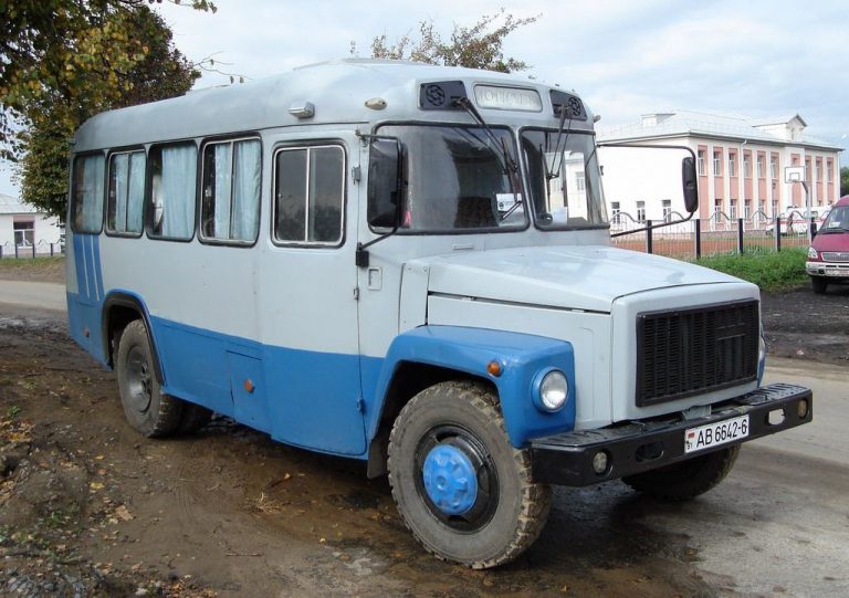 КАвЗ-3976 служебный автобус на шасси ГАЗ-33074