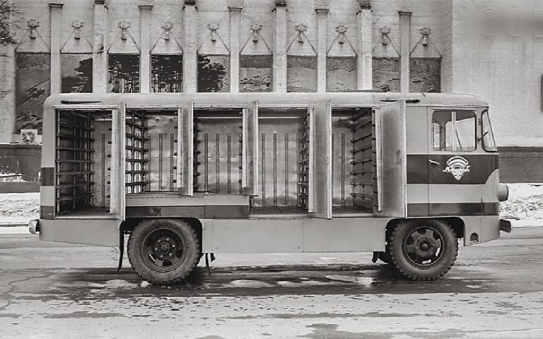 ТА-7, ТА-9 «Хлеб» автофургон для перевозки хлебобулочных изделий на шасси ГАЗ-51А