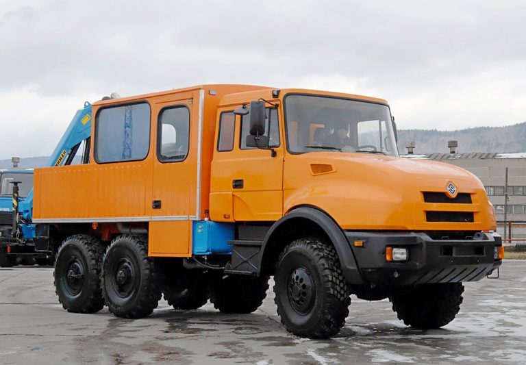Урал-325512-59 грузопассажирский вахтовый автобус