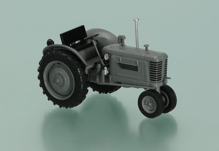 МТЗ-1 «Беларусь» колёсный универсально-пропашной трактор