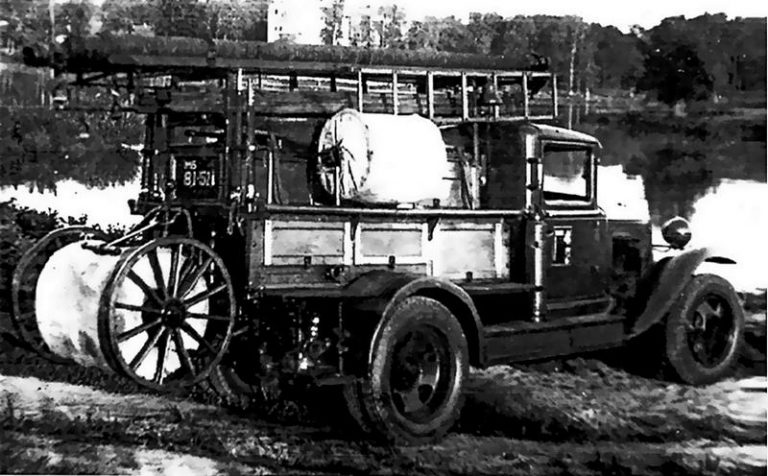 Пожарный автонасос на шасси Форд-АА/ГАЗ-АА/ММ с 1941 года ПМГ-1