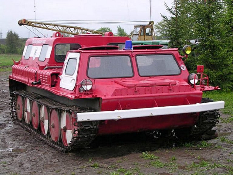 ВПЛ-149 вездеход пожарный лесной на шасси гусеничного транспортера ГАЗ-71(ГТ-СМ)