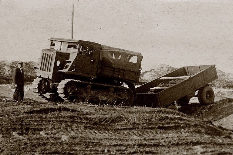 «Сталинец-2», С-2 гусеничный транспортный трактор