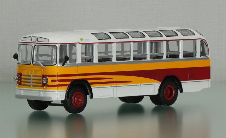 ЗиЛ-158А автобус для городских пассажирских и туристических перевозок