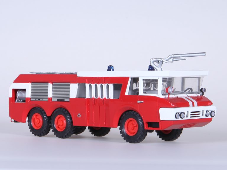 ЗиЛ-Sides VMA-30 пожарная автоцистерна