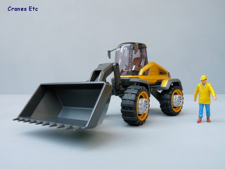 Volvo Gryphin Concept  frontal Bucket loader