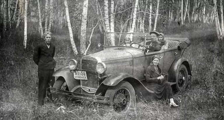 ГАЗ-А фаэтон первый массовый легковой автомобиль в СССР