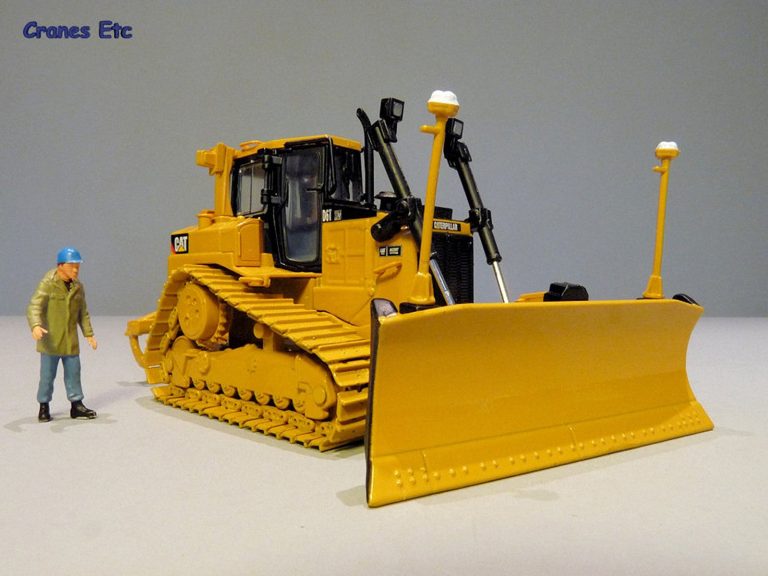 Caterpillar D6T XW crawler hydraulic bulldozer