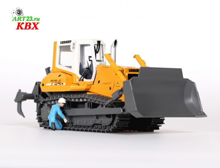 Liebherr PR734 XL Litronic crawler bulldozer