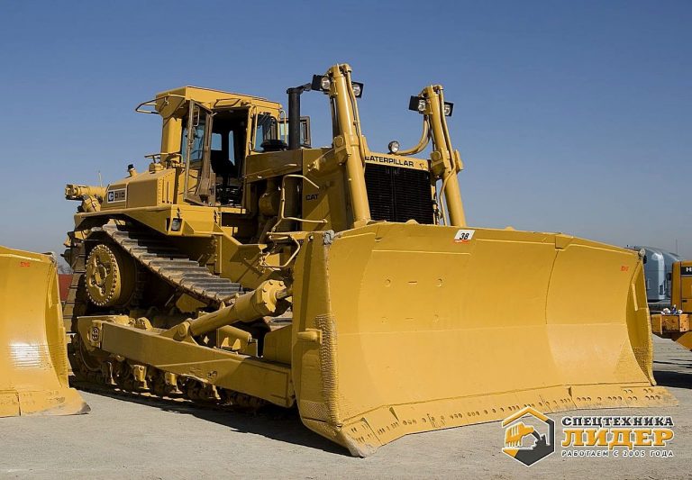 Caterpillar D10 mining crawler hydraulic bulldozer