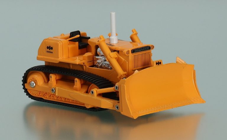 Komatsu D355A-1 crawler hydraulic bulldozer