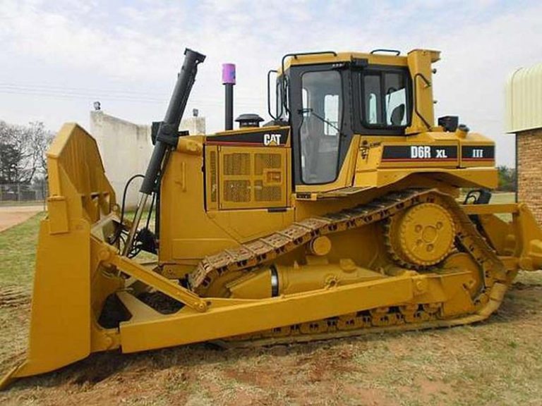 Caterpillar D6R XL Series III crawler hydraulic bulldozer