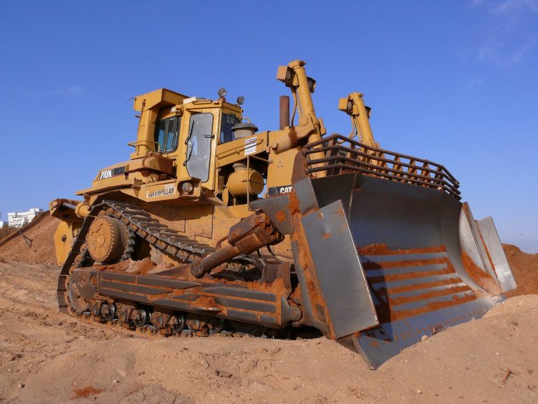 Caterpillar D10N mining crawler hydraulic bulldozer
