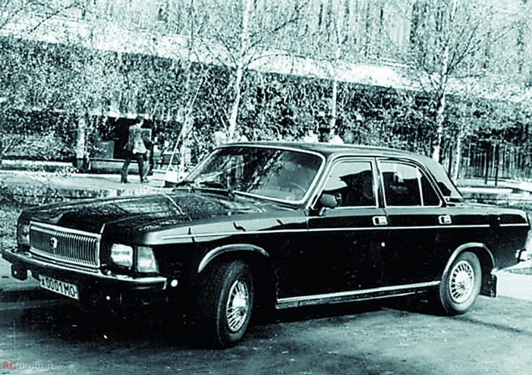 ГАЗ-3102 «Волга» легковой автомобиль с кузовом седан