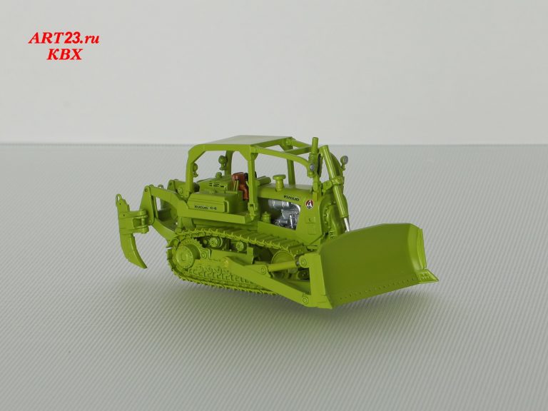 Euclid C-6-2 crawler hydraulic bulldozer