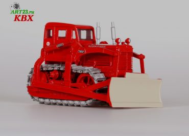 International-Harvester TD18 crawler hydraulic bulldozer