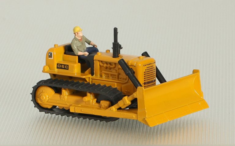 Caterpillar D6C crawler hydraulic bulldozer
