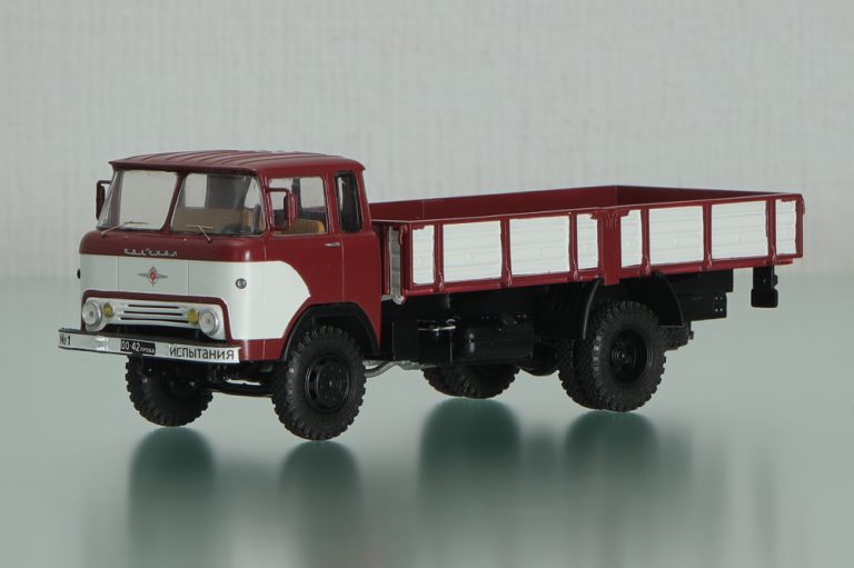 КАЗ-608Г опытный бортовой грузовик