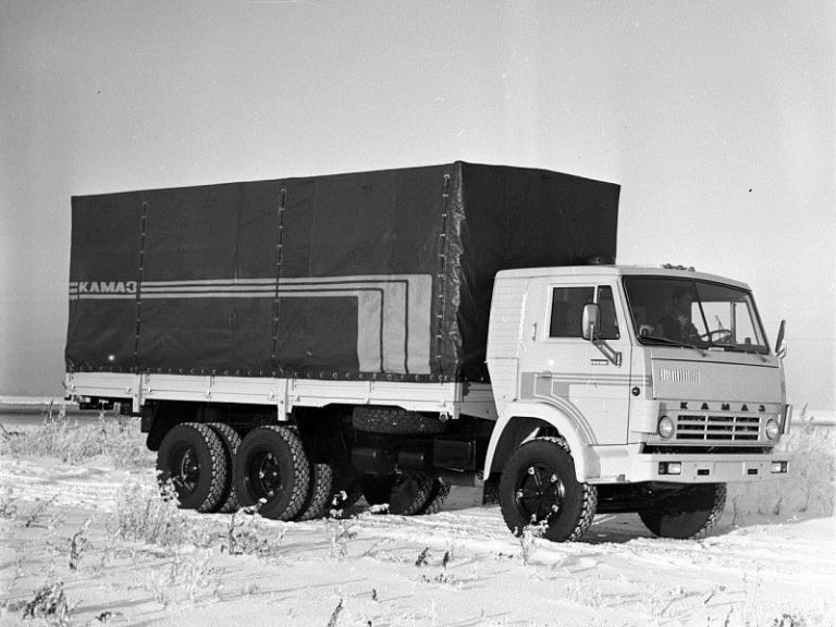 КамАЗ-53212 магистральный бортовой грузовик