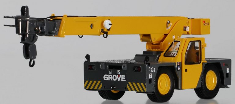 Grove YB5515, Shuttlelift Carrydeck 5440F, hydraulic cranes