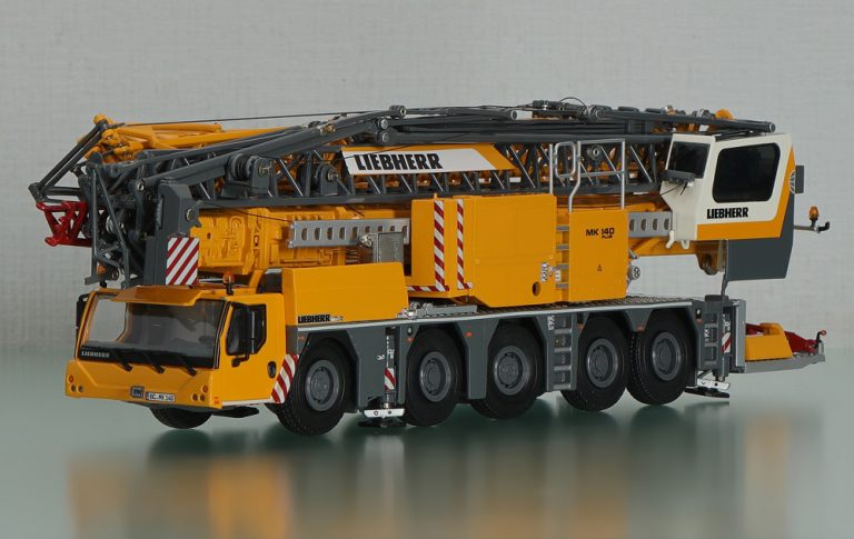 Liebherr MK140 Mobile Cranes
