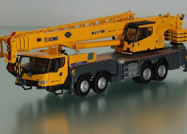 XCMG XCT75 Mobile Cranes
