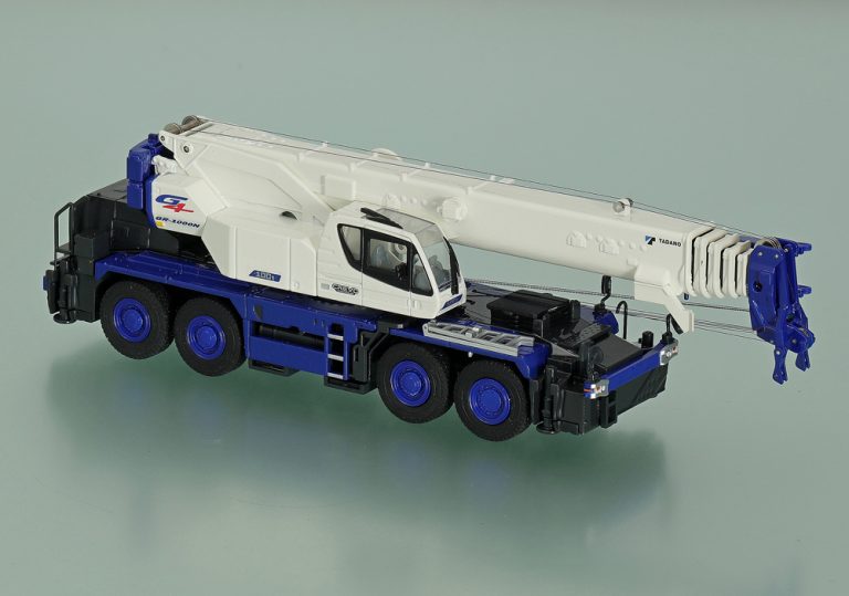 Tadano GR-1000N model: CREVO-1000G4 rough terrain cranes