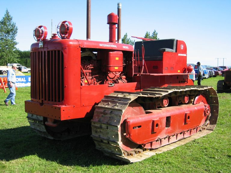 International Harvester TD24 foresrtry crawler tractor
