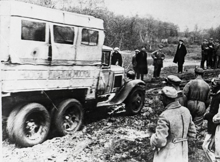 ГАЗ-ААА опытный бортовой грузовик автопробега Москва-Каракумы-Москва 1933 год