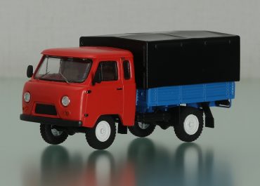 УАЗ-39095 бортовой грузовик