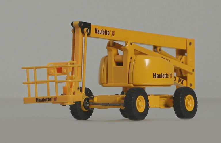 Haulotte HA20PX articulating manlift