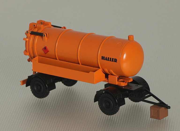 Haller 2-axle trailer tank