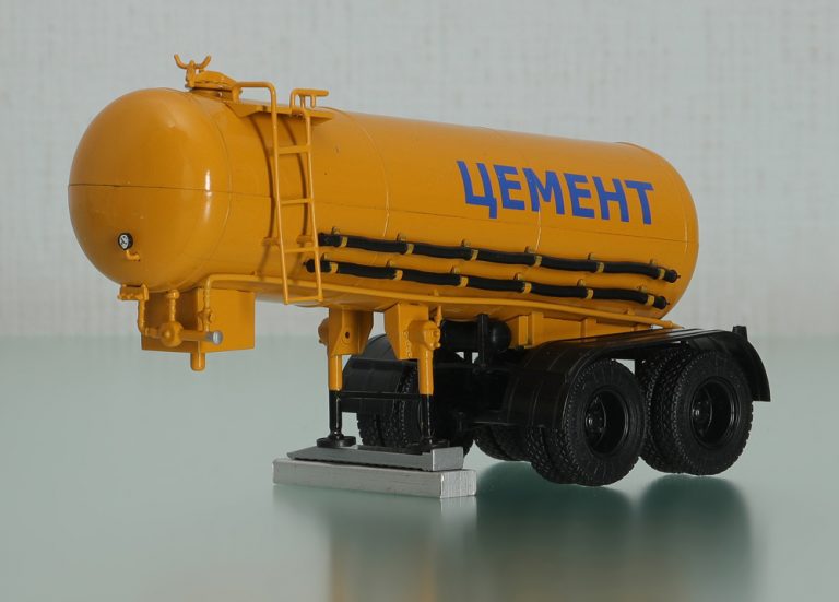 ТЦ-11 полуприцеп-цементовоз с пневматической разгрузкой для перевозки пылевидных грузов
