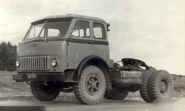 МАЗ-504 седельный тягач для средних расстояний