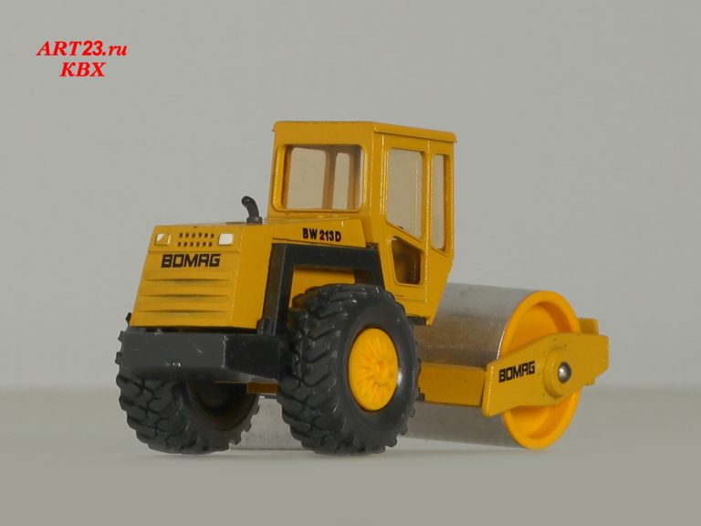 BOMAG BW 213 D single-drum wheel drive vibratory rollers