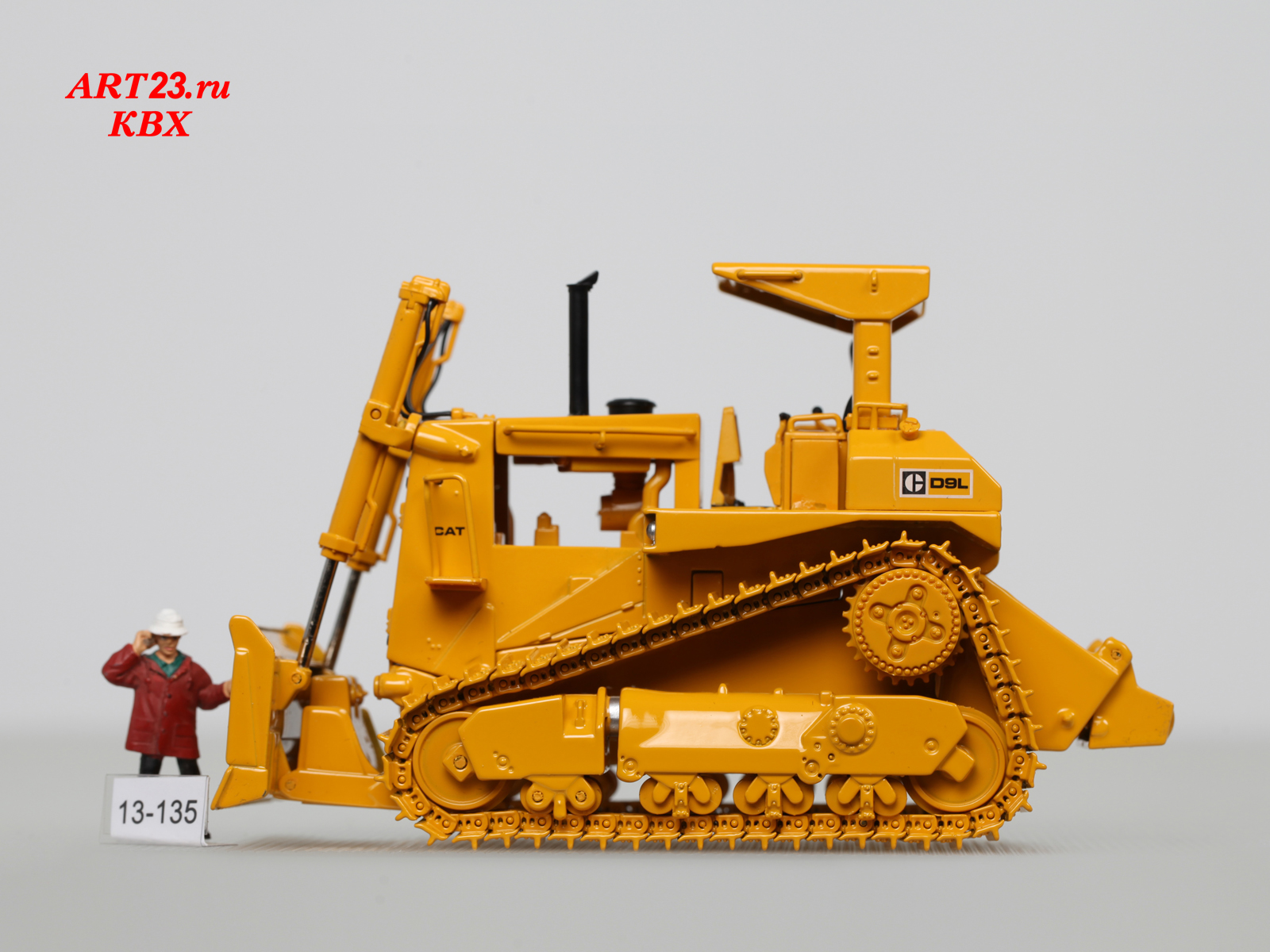 Caterpillar D9l Track Type Tractor With Push Blade — Каталог К В Х