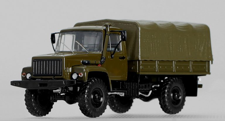 ГАЗ-33081 «Садко» 4х4 бортовой грузовик с лебедкой