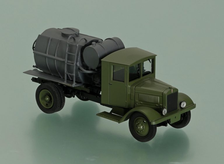 СССМ-738/С-49 автобетономешалка-развозка на шасси ЯГ-6
