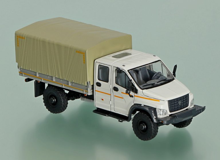 Садко Next C42A43 4х4 бортовой грузовик с удлиненной базой и 2-рядной кабиной