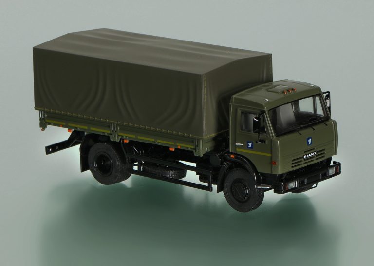 КамАЗ-43253 среднетоннажный бортовой грузовик
